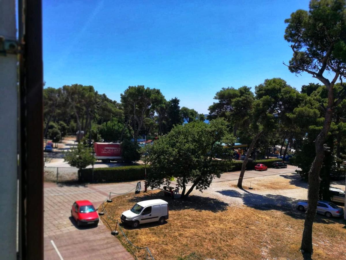Apartmani Leon Biograd Na Moru Exteriér fotografie