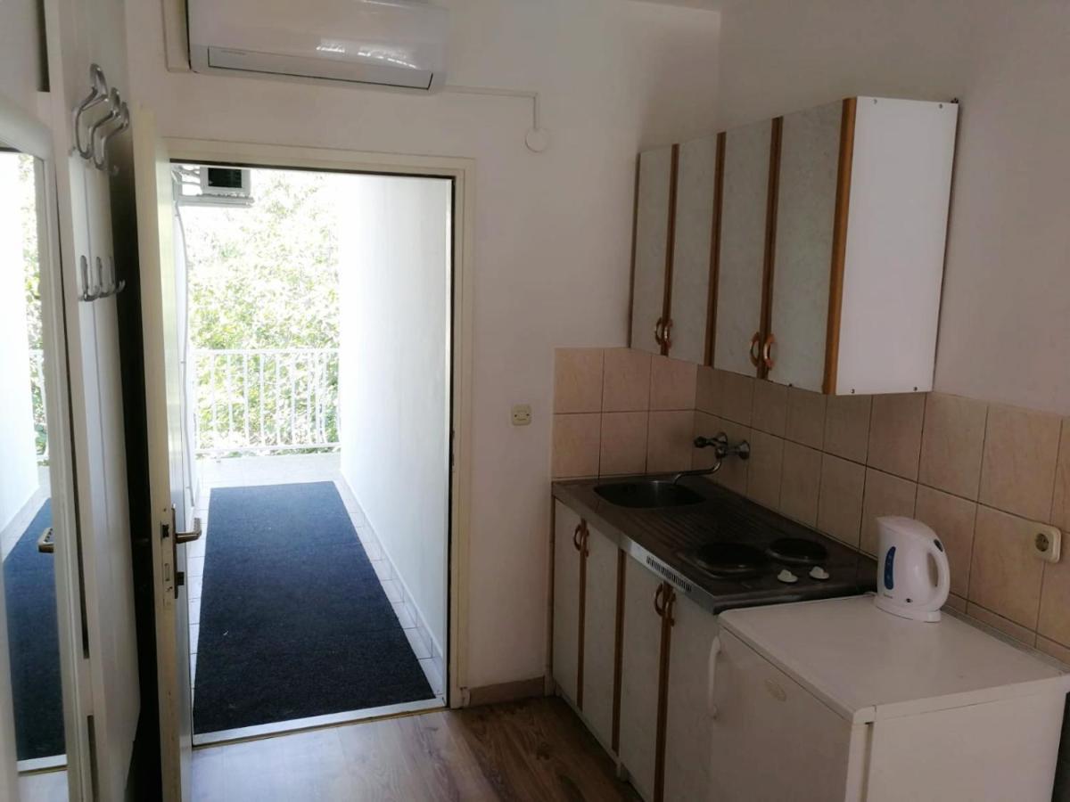 Apartmani Leon Biograd Na Moru Exteriér fotografie