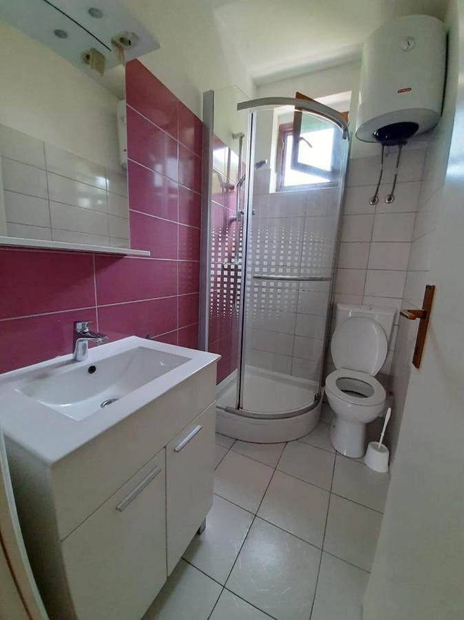 Apartmani Leon Biograd Na Moru Exteriér fotografie