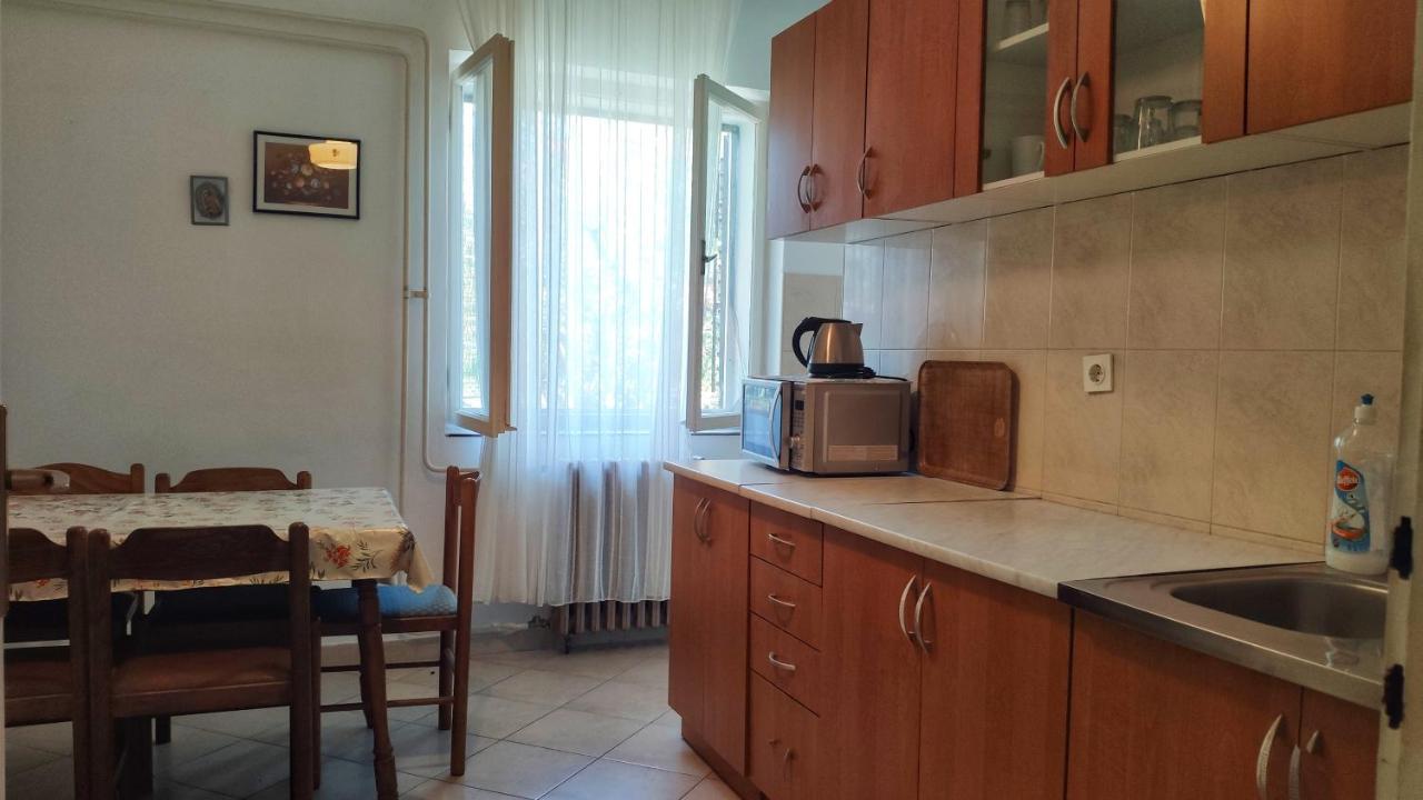 Apartmani Leon Biograd Na Moru Exteriér fotografie