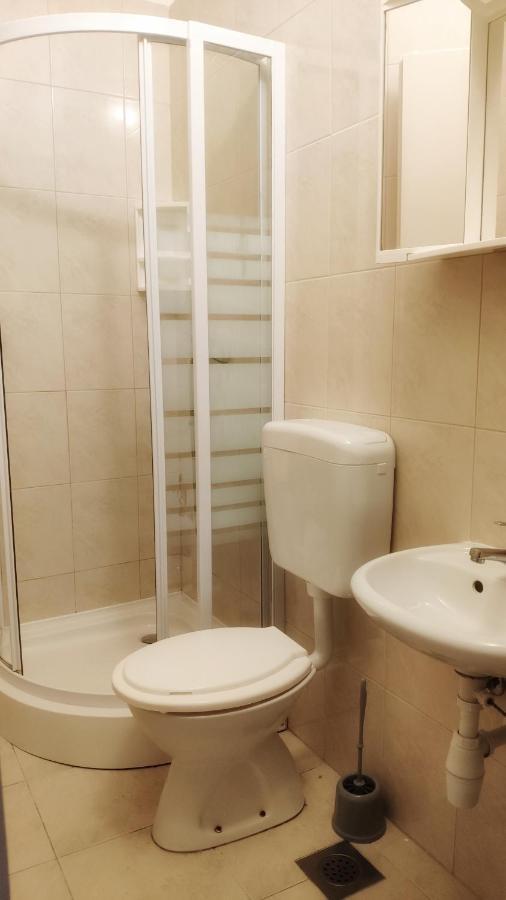 Apartmani Leon Biograd Na Moru Exteriér fotografie
